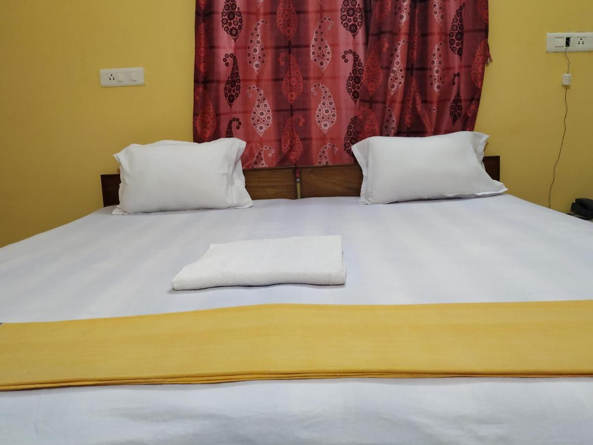 Bhalobasa Anandabas Hotel Bolpur Exterior photo